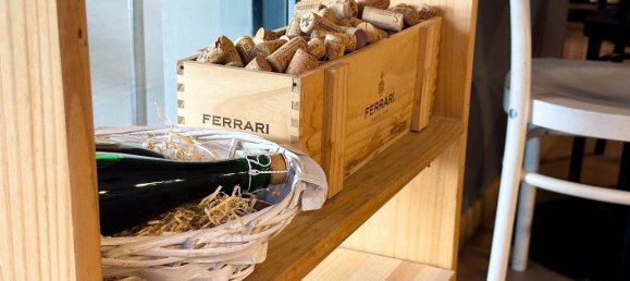 200m² Commercial property in Assisi, Italy No. 361840 20