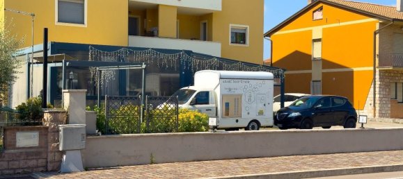 200m² Commercial property in Assisi, Italy No. 361840 2