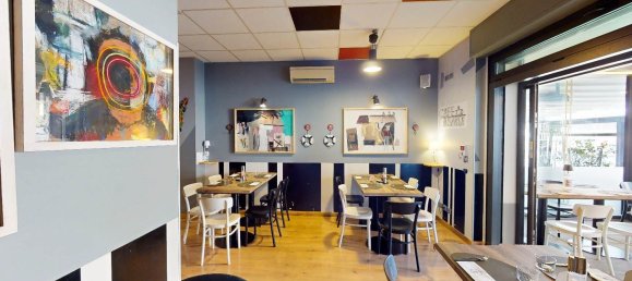 200m² Commercial property in Assisi, Italy No. 361840 22