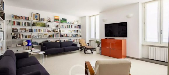4 Schlafzimmer Haus in Milan, Italy, Nr. 354093 4