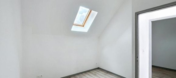 2 bedrooms House in Lacroix-Saint-Ouen, France No. 307689 6