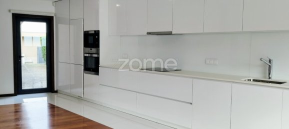 3 bedrooms House in Povoa de Varzim, Portugal No. 109197 8