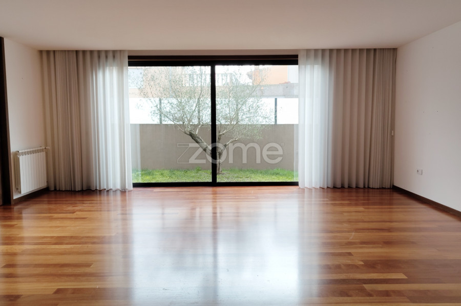 3 bedrooms House in Povoa de Varzim, Portugal No. 109197