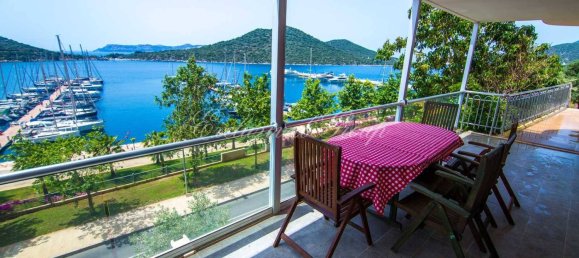 Villa 4+1 à Kas, Turkey No. 28630 12