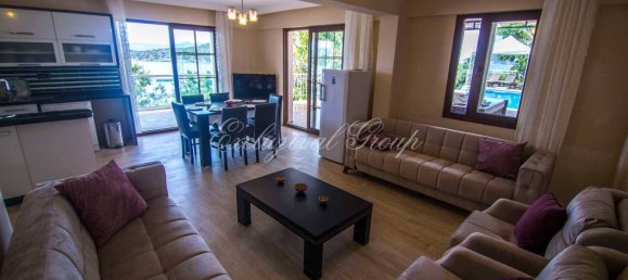 Villa 4+1 à Kas, Turkey No. 28630 2