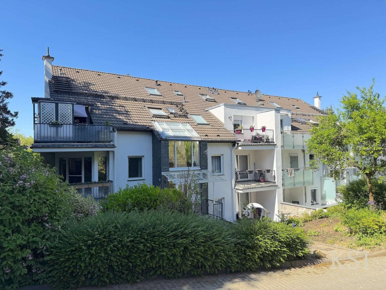 3 bedrooms Apartment in Wuppertal, Germany No. 320750