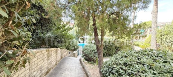 3 bedrooms Apartment in Rome, Italy No. 349874 36