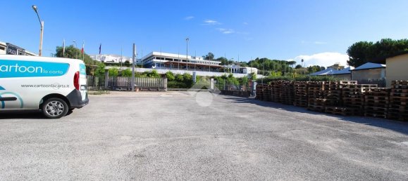 Armazém em Tortoreto, Italy 645 m² N.º 83034 3