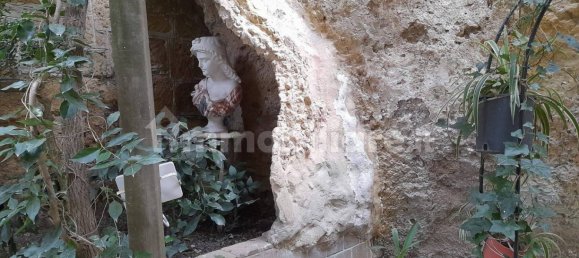 4 bedrooms House in Naples, Italy No. 98077 22