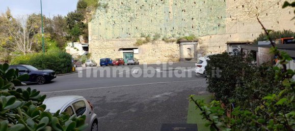 4 bedrooms House in Naples, Italy No. 98077 14