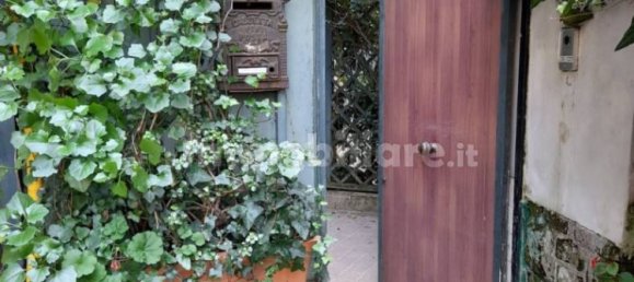 4 bedrooms House in Naples, Italy No. 98077 18