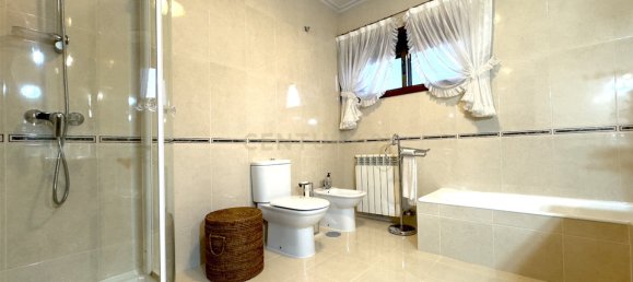 4 Schlafzimmer Villa in Alfena, Portugal, Nr. 105117 22