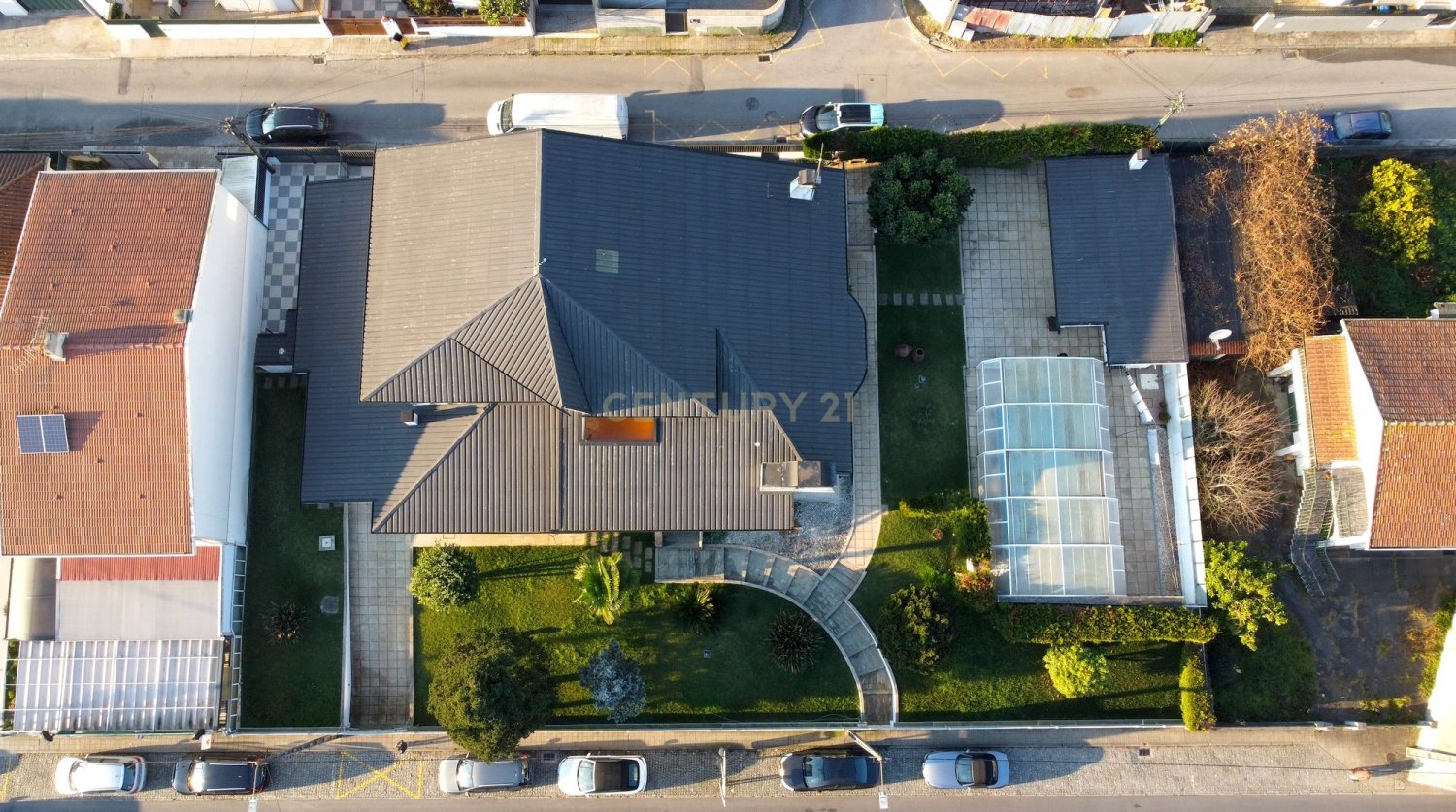 4 Schlafzimmer Villa in Alfena, Portugal, Nr. 105117