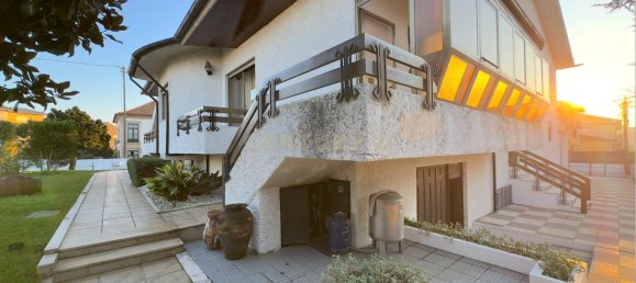 4 Schlafzimmer Villa in Alfena, Portugal, Nr. 105117 33