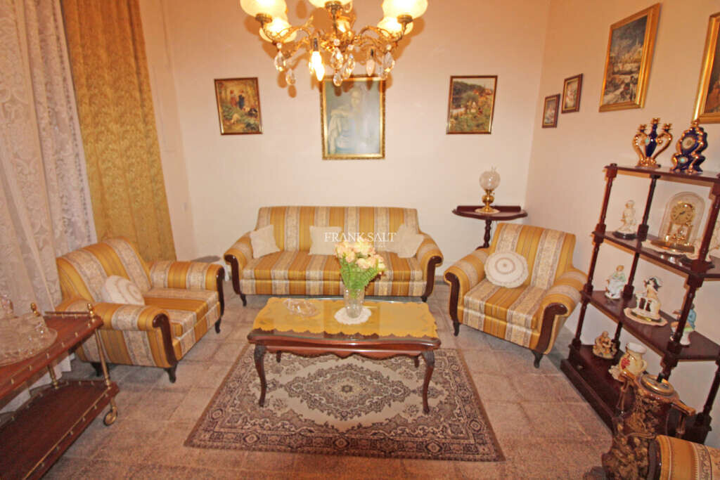 5 chambres Maison de ville à Siggiewi, Malta No. 11228