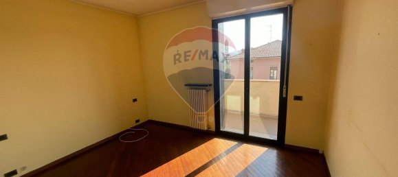 2-salle Appartement à Almè, Italy No. 12791 24