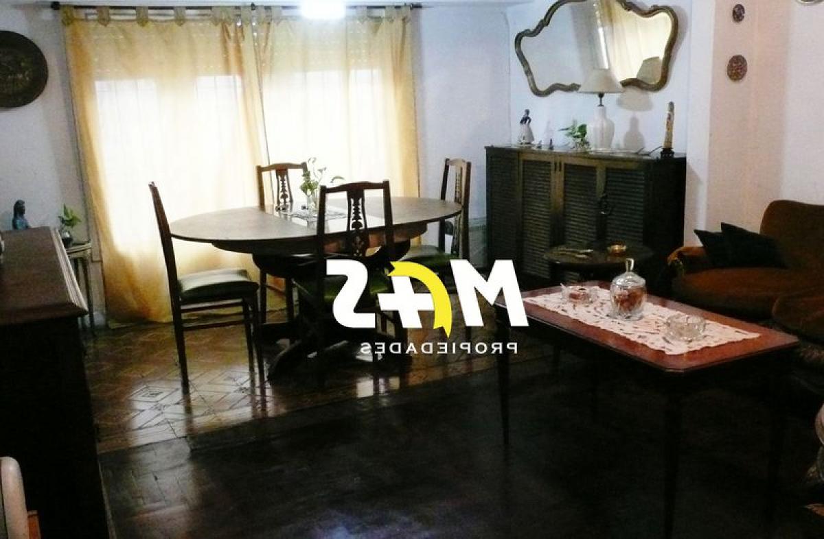 4 chambres Maison à Buenos Aires, Argentina No. 68820