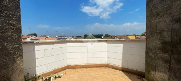 Casa de 4 habitaciónes en Cremona, Italy No. 288213 34