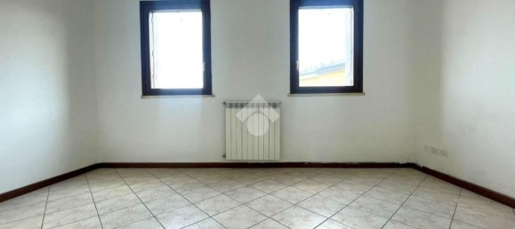 Casa de 4 habitaciónes en Cremona, Italy No. 288213 29