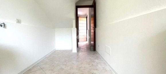 Casa de 4 habitaciónes en Cremona, Italy No. 288213 37