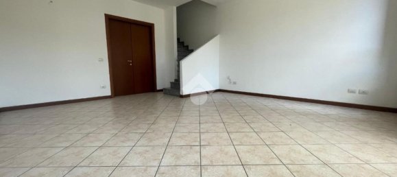 Casa de 4 habitaciónes en Cremona, Italy No. 288213 21