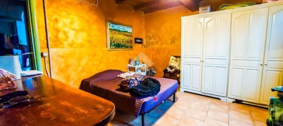 4 bedrooms House in Colorno, Italy No. 370880 9