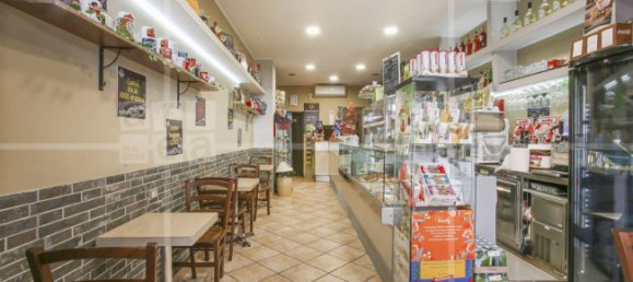 2-Zimmer Gewerbliche Immobilie in Rome, Italy, Nr. 64880 3