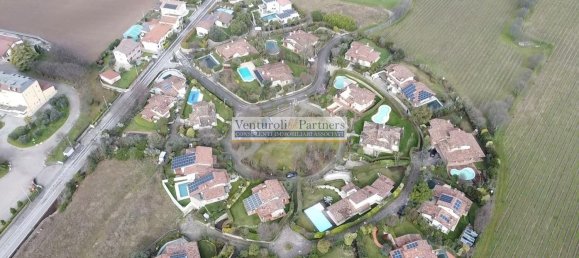 5غرفة فيلا في Lonato del Garda, Italy رقم 6142 21