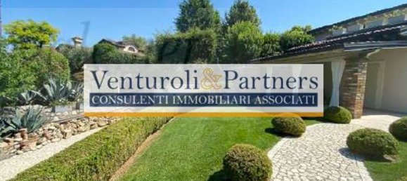 5غرفة فيلا في Lonato del Garda, Italy رقم 6142 29