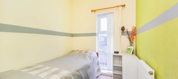  House in Manchester, United Kingdom No. 2945 8