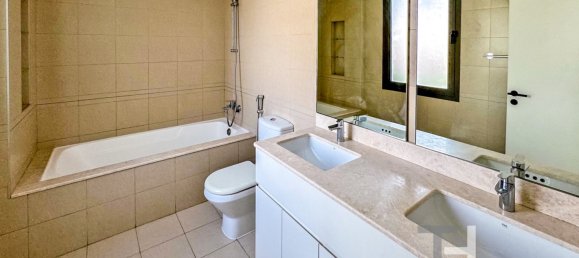 Таунхаус с 3 спальнями в Town Square, ОАЭ № 95255 8