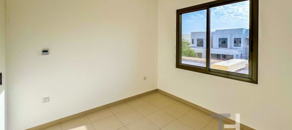 Таунхаус с 3 спальнями в Town Square, ОАЭ № 95255 5