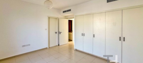 Таунхаус с 3 спальнями в Town Square, ОАЭ № 95255 9