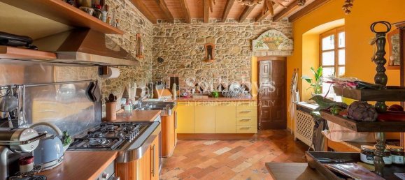 10 Schlafzimmer Villa in Agazzano, Italy, Nr. 8488 37