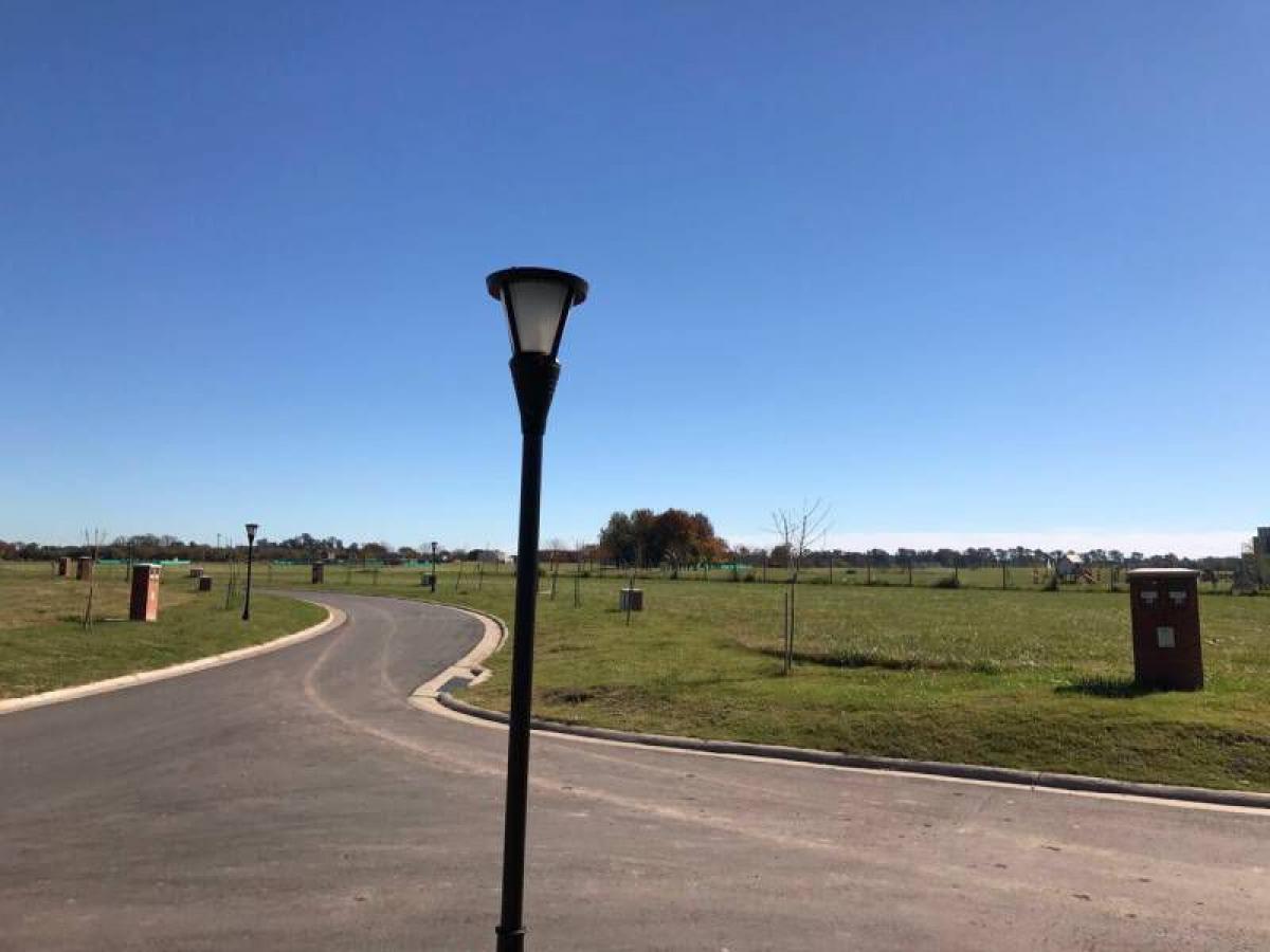 Terreno en Escobar, Argentina No. 43632