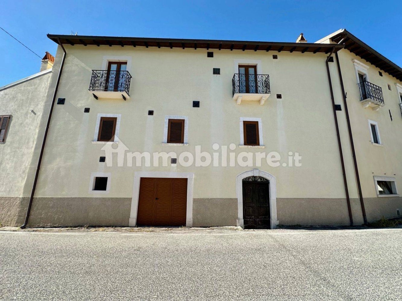 2 bedrooms Apartment in Castelvecchio Calvisio, Italy No. 155066