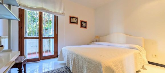 6 rooms Apartment in La Spezia, Italy No. 105766 24