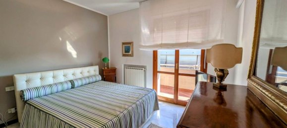 6 rooms Apartment in La Spezia, Italy No. 105766 17