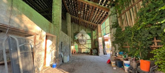 3 bedrooms House in Mariana Mantovana, Italy No. 148257 10