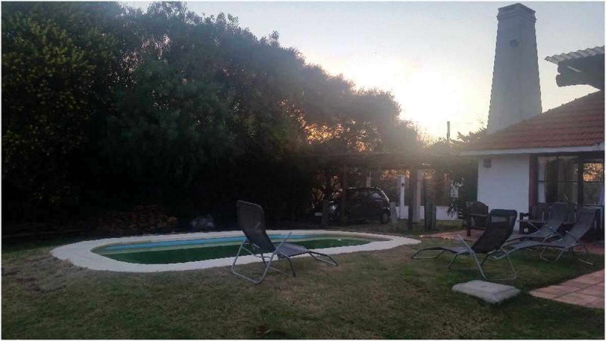 3 bedrooms House in Maldonado, Uruguay No. 8031