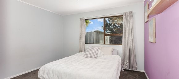 2 Schlafzimmer Haus in Wainuiomata, New Zealand, Nr. 31 18