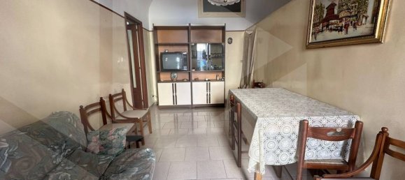 Casa de 6 habitaciónes en Bitonto, Italy No. 25341 3