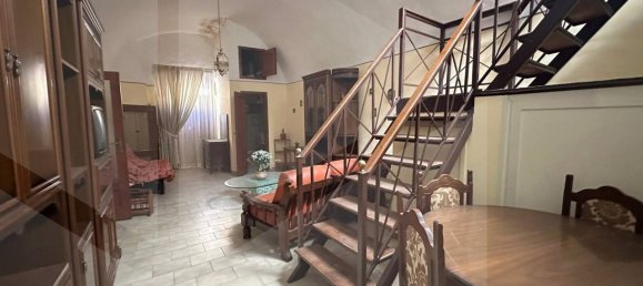 Casa de 6 habitaciónes en Bitonto, Italy No. 25341 7