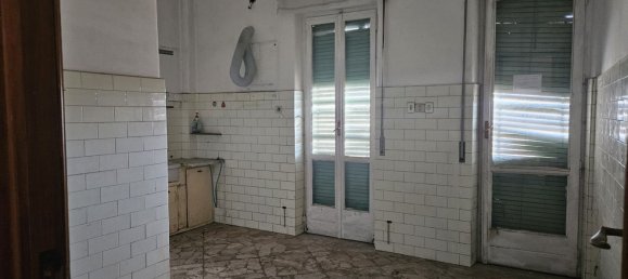 5 rooms Apartment in Catania, Italy No. 48712 13