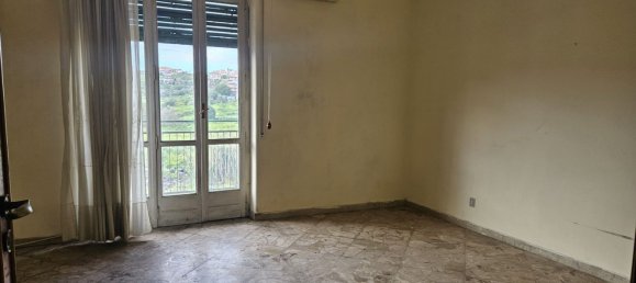 5 rooms Apartment in Catania, Italy No. 48712 25
