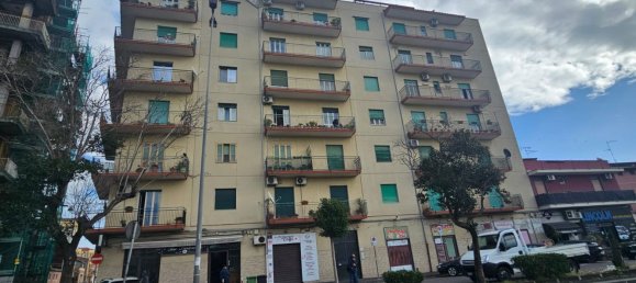 5 rooms Apartment in Catania, Italy No. 48712 5