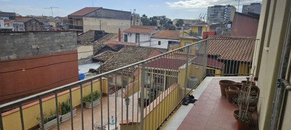 5 rooms Apartment in Catania, Italy No. 48712 23