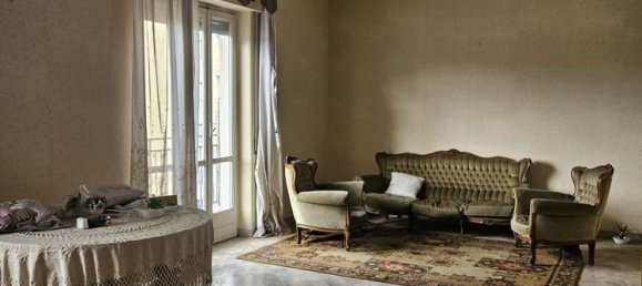 5 rooms Apartment in Catania, Italy No. 48712 8