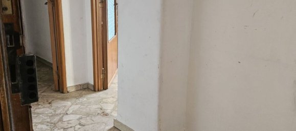 5 rooms Apartment in Catania, Italy No. 48712 10