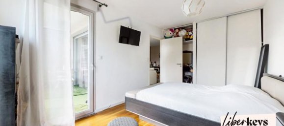 1 bedroom Apartment in Chassieu, France No. 277280 3